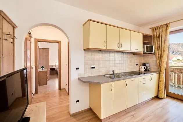 Comfort Apart Daire, 1 En Büyük (King) Boy Yatak ve Çekyat, Dağ Manzaralı