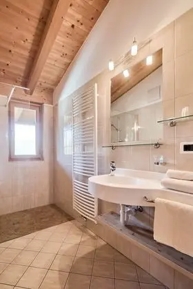 Comfort Apart Daire, 2 Yatak Odası, Dağ Manzaralı