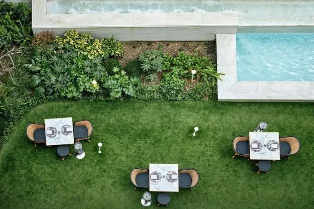 Classic Courtyard Room