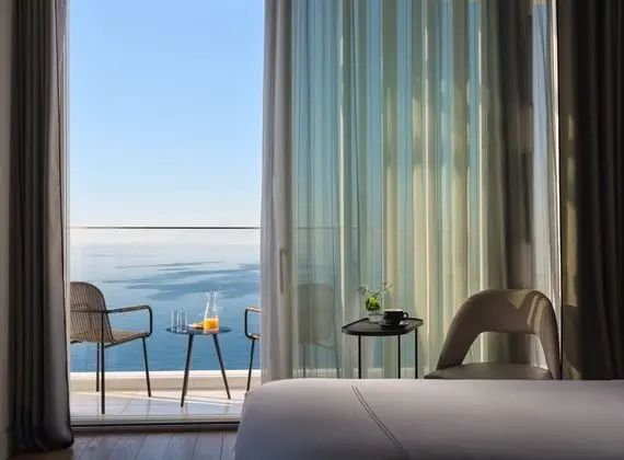 Deluxe Seafront Room with Balcony