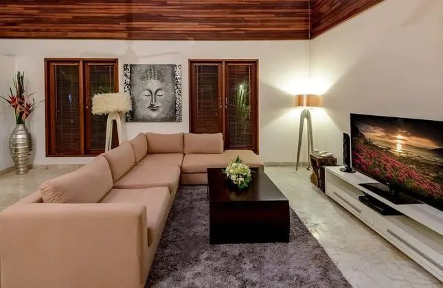 Executive Villa