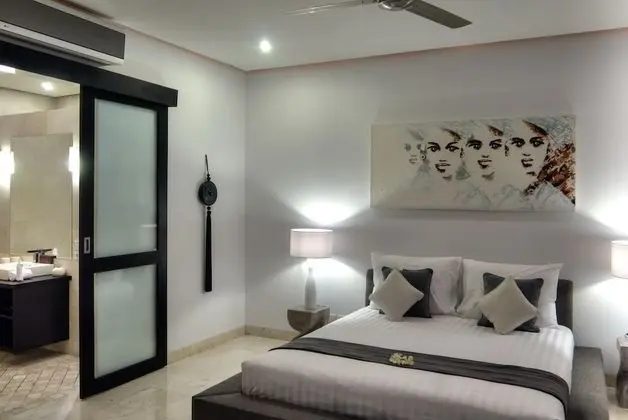 Honeymoon Villa