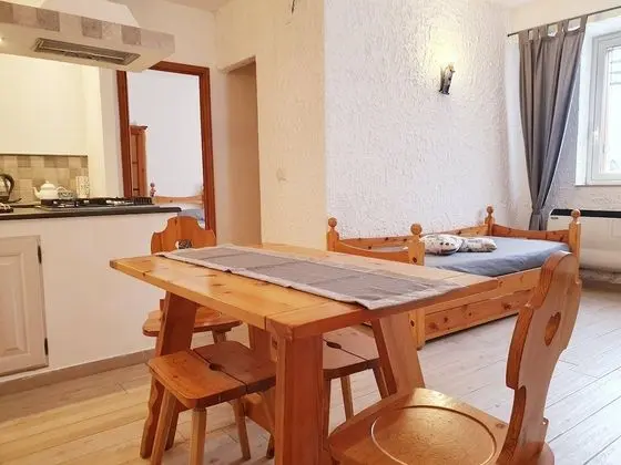 Comfort Apart Daire, Dağ Yamacı