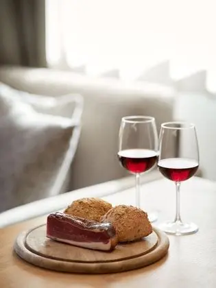 Family Daire (Settsass)