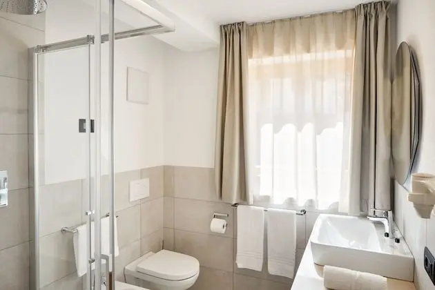 Family Daire (Settsass)