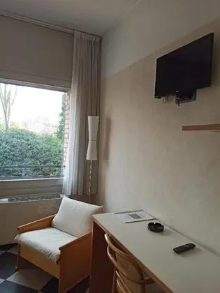 Classic Tek Büyük Yataklı Oda