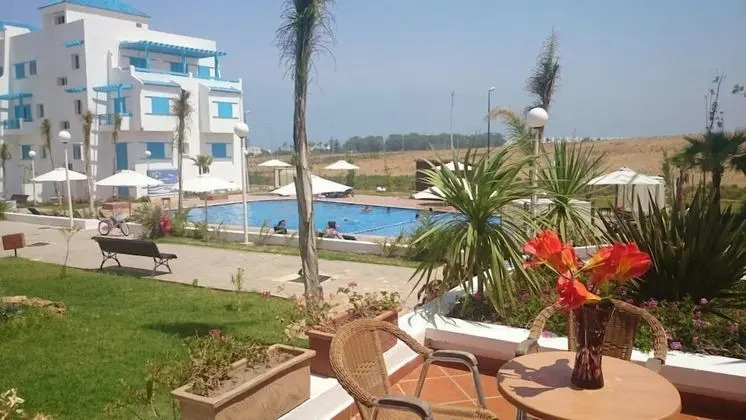 Apart Daire, Sigara İçilebilir, Bahçe Manzaralı