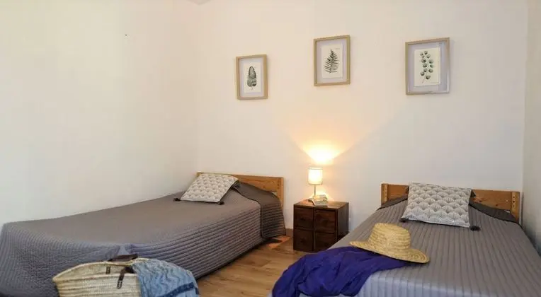 Ev, 2 Yatak Odası, Teras, Bahçe Manzaralı