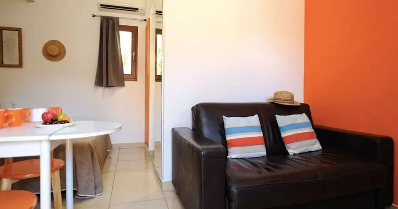 Studio 2 Adultes et terrasse