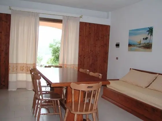 Apart Daire, 1 Yatak Odası, Balkon, Bahçe Manzaralı