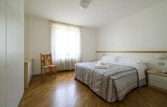 Apart Daire, 1 Yatak Odası, Göl Manzaralı