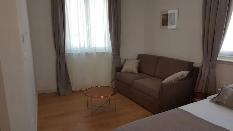 Superior Tek Büyük veya İki Ayrı Yataklı Oda