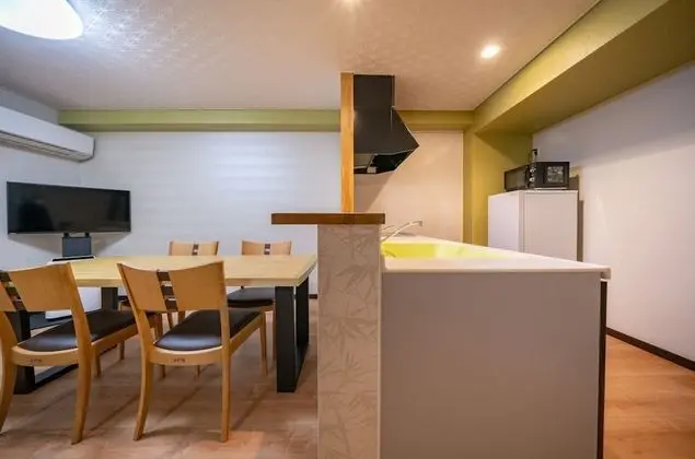 Deluxe Süit, Sigara İçilmez
