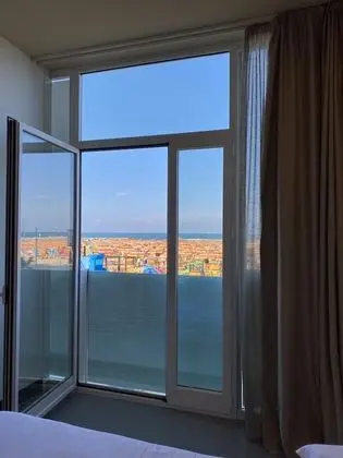 Stüdyo, Deniz Manzaralı