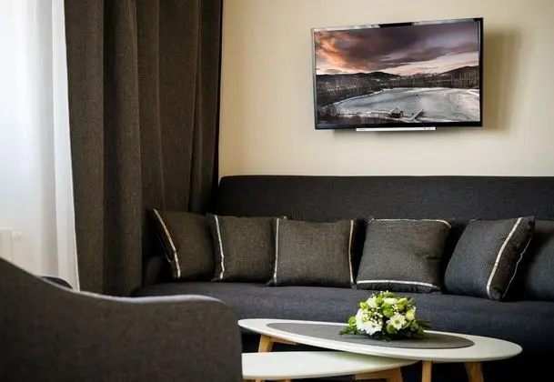 Grand Apart Daire, Teras