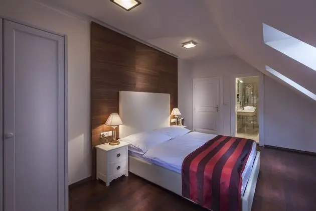 Executive Tek Büyük Yataklı Oda