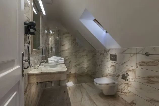 Executive Tek Büyük Yataklı Oda