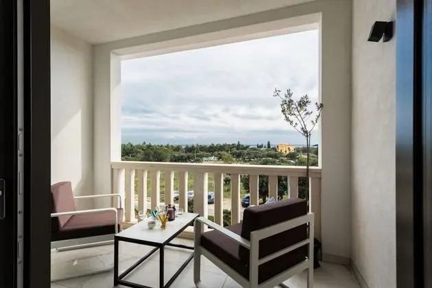 Deluxe Tek Büyük Yataklı Oda, Deniz Manzaralı