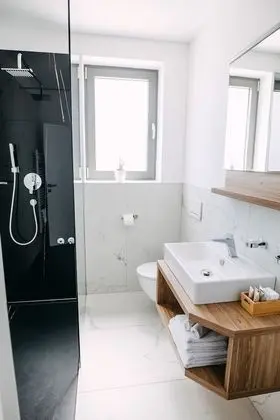 Deluxe Tek Büyük Yataklı Oda, Deniz Manzaralı