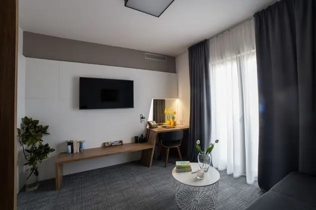 Junior Süit, Bahçe Manzaralı