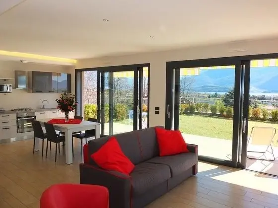 Superior Apart Daire, 2 Yatak Odası, Göl Manzaralı