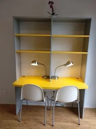 Üç Kişilik Oda