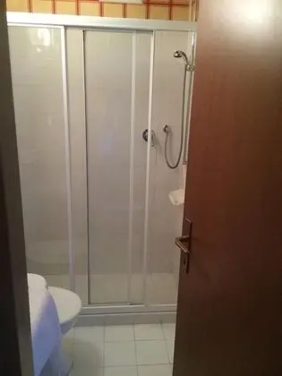 Apart Daire, 2 Yatak Odası, Balkon, Göl Kenarı (Mini B)