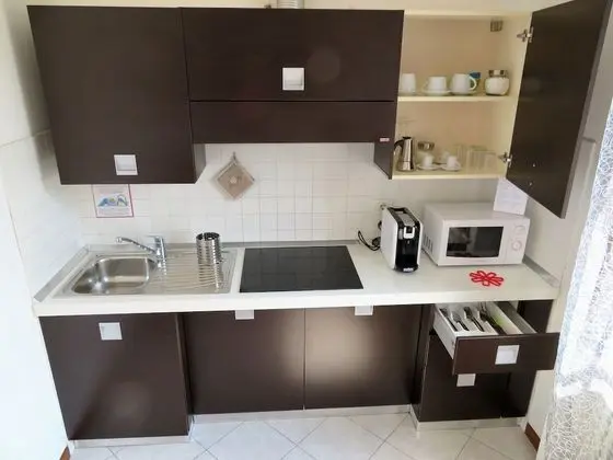 Apart Daire, 1 Yatak Odası, Küçük Mutfak