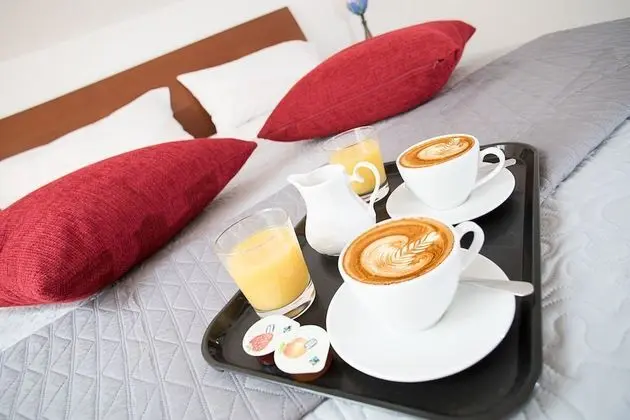 Çatı Katı (Loft) (6 pax)