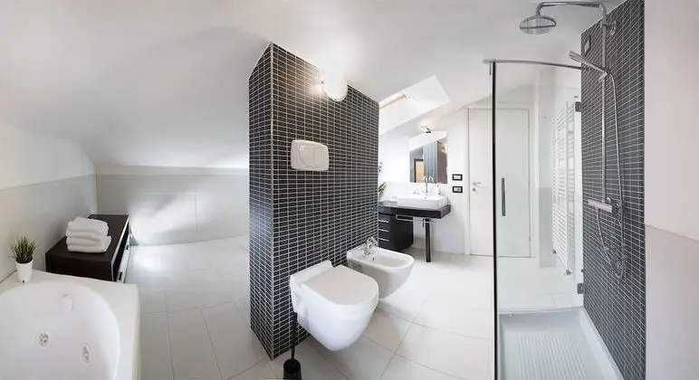 Çatı Katı (Loft) (6 pax)