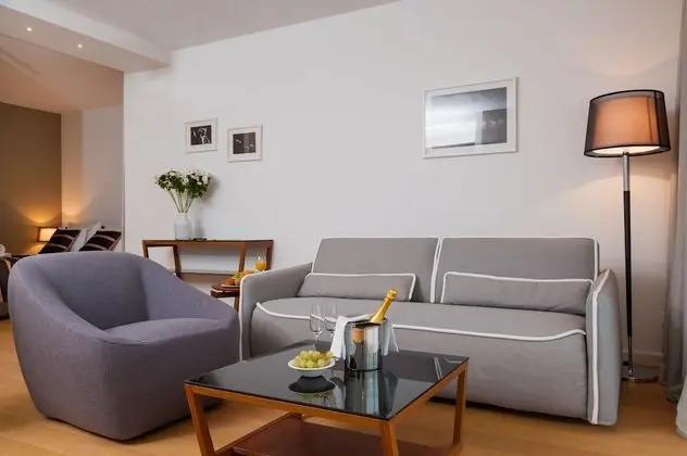 Junior One Bedroom Suite