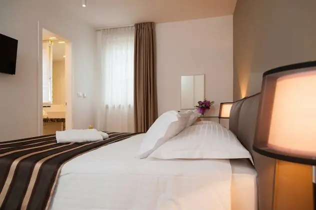 Luxury Two Bedroom Suite