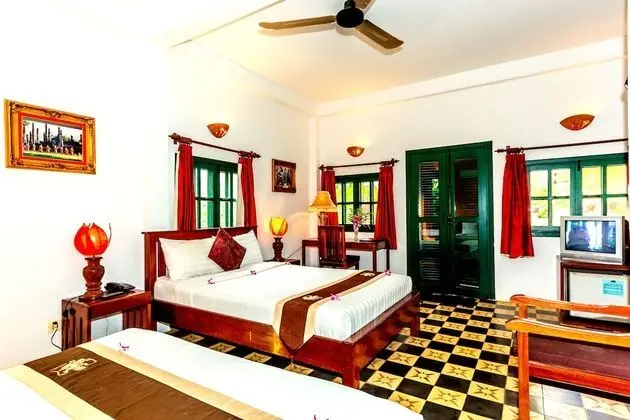 Deluxe İki Ayrı Yataklı Oda, 1 Yatak Odası, Balkon, Havuz Manzaralı