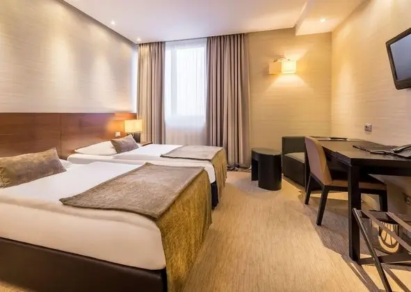 Deluxe İki Ayrı Yataklı Oda