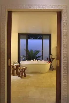 Luxury Garden Pool Villa