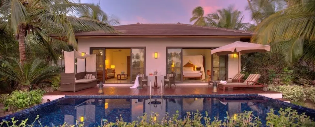 Luxury Ocean Front Pool Villa