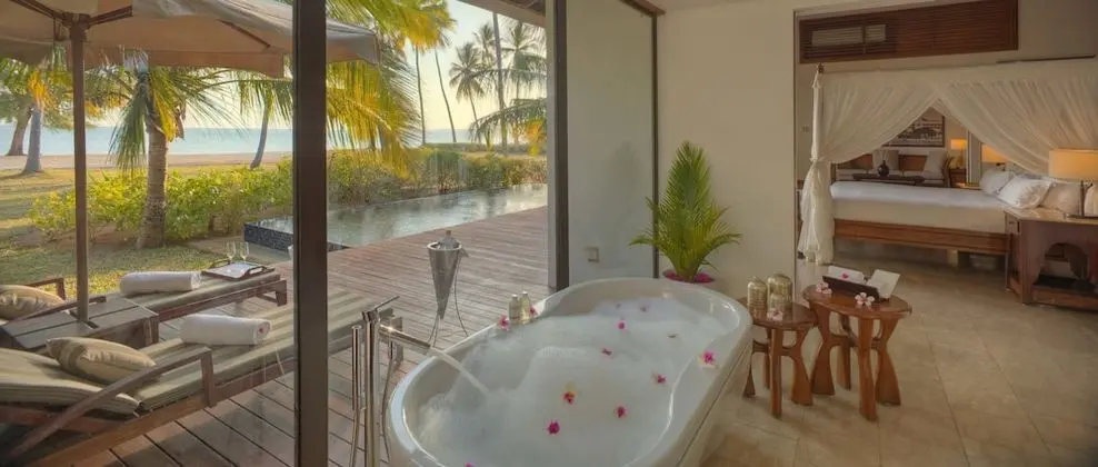Luxury Ocean Front Pool Villa