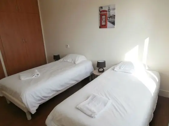 Comfort Oda, 2 Tek Kişilik Yatak, Engellilere Uygun, Buzdolabı ve Mikrodalga