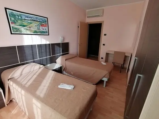 Deluxe Dört Kişilik Oda