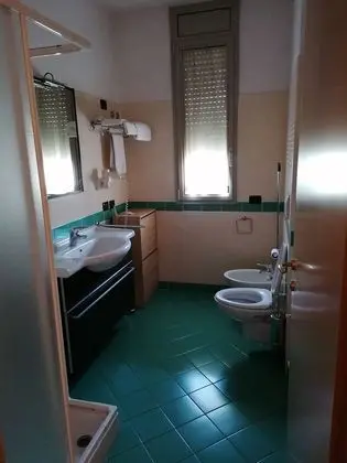 Deluxe Dört Kişilik Oda
