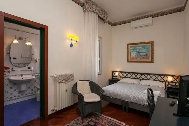 Comfort Tek Büyük Yataklı Oda, Banyolu/Duşlu, Avlu Manzaralı