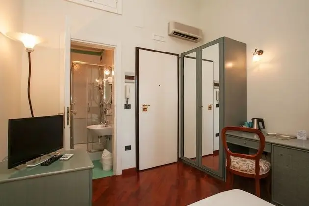 Comfort Tek Kişilik Oda, Banyolu/Duşlu, Avlu Manzaralı