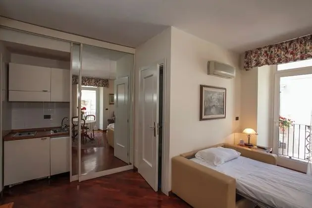 Comfort Tek Kişilik Oda, Banyolu/Duşlu, Avlu Manzaralı