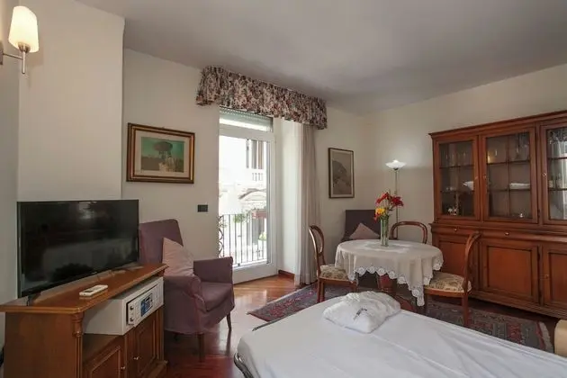 Comfort Tek Kişilik Oda, Banyolu/Duşlu, Avlu Manzaralı
