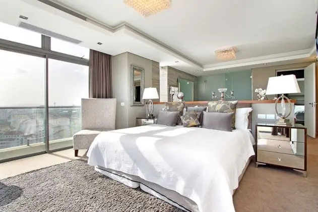 Çatı Katı Süiti (Penthouse)