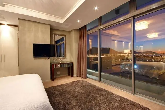 Çatı Katı Süiti (Penthouse)