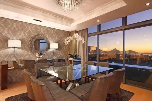 Çatı Katı Süiti (Penthouse)