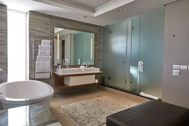 Çatı Katı Süiti (Penthouse)