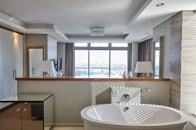 Çatı Katı Süiti (Penthouse)
