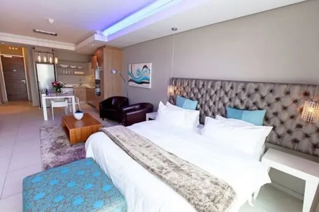 Luxury Studio Apartment (18)